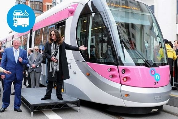 Ad Ozzy Osborne intitolata una linea del tram a Birmingham!